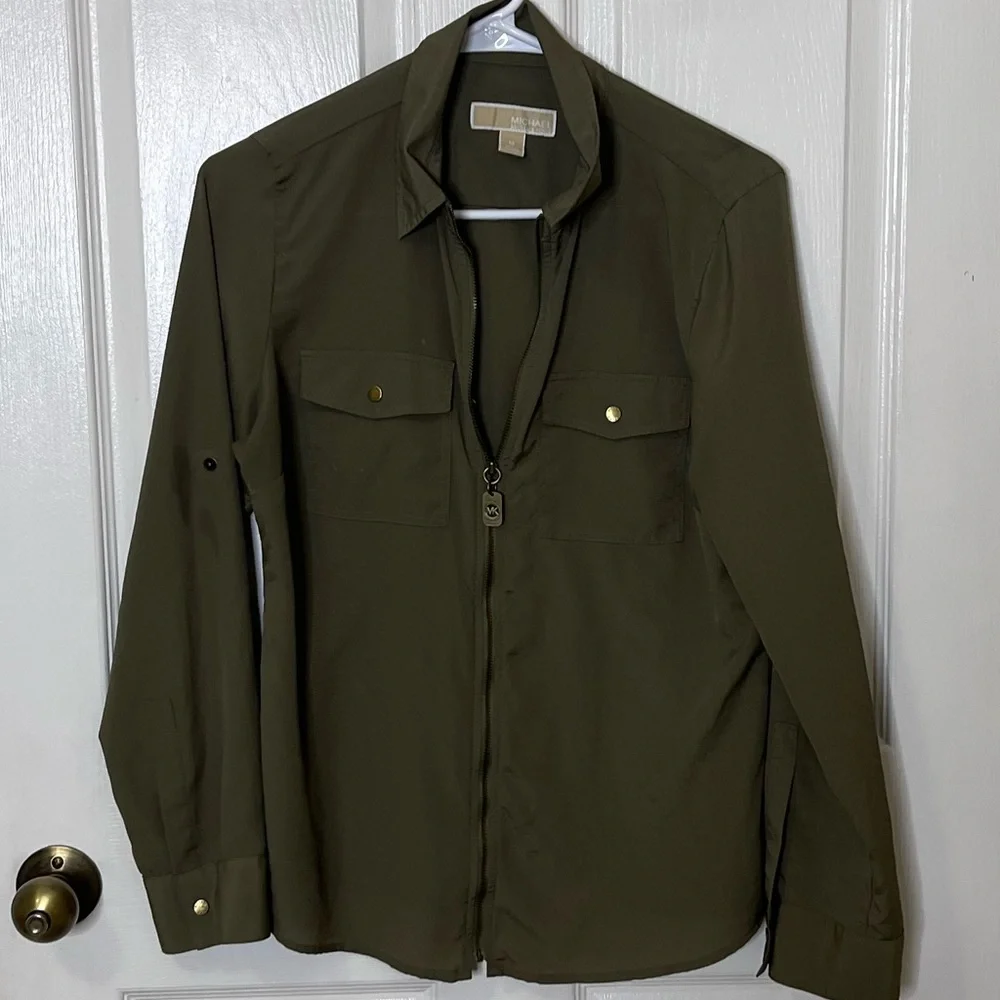Michael Kors - Picture 1 of 2